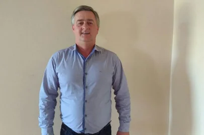 Leo Cesar Tessaro, do PMDB, é o novo prefeito de Caseiros por um voto de diferença.