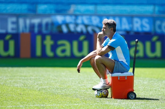 As alternativas para a posição mais carente do time do Grêmio