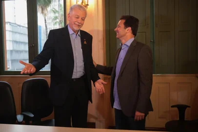  PORTO ALEGRE, RS, BRASIL 01/11/2016 - Atual prefeito de Porto Alegre José Fartunati e o prefeito eleito Nolson Marchezan Jr. se reunem na prefeitura da capital. (FOTO: ANDRÉ ÁVILA/AGÊNCIA RBS).