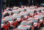Enquanto os taxistas e a prefeitura brigam, os aplicativos dão risada