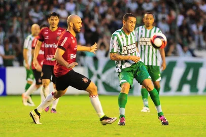 

CAXIAS DO SUL, RS, BRASIL, 29/01/2017. Juventude x Brasil-Pe, jogo válido pela primeira rodada do Campeonato Gaúcho (Gauchão Ipiranga 2017), e realizado no estádio Alfredo Jaconi. (Porthus Junior/Pioneiro)