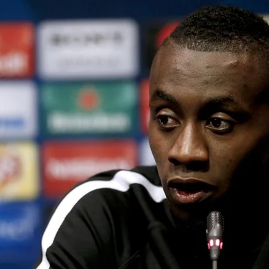 Paris Saint-Germains midfielder Blaise Matuidi gives a press conference at the Camp Nou stadium in Barcelona on March 7, 2017 on the eve of the UEFA Champions League football match between FC Barcelona and Paris Saint-Germain. / AFP PHOTO / PAU BARRENA