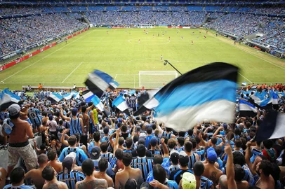  PORTO ALEGRE, RS, BRASIL, 30/03/2014: Torcida Geral do Grêmio, durante o Gre-Nal 400. (Omar Freitas/Agência RBS, Esporte)Indexador: Omar Freitas