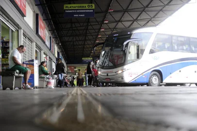  CAXIAS DO SUL, RS, BRASIL, 19/04/2017 - Embora seja lei a gratuidade de pasagens intramunicipais para maiores de 65 anos, algumas empresas não cumprem a resolução. A justificativa é de que a empresa teria prejuízos. (Marcelo Casagrande/Agência RBS)
