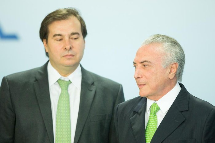 Resultado de imagem para temer e maia