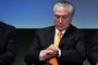  

Brazilian President Michel Temer looks at his watch during an Investment Forum in Sao Paulo, Brazil on May 30, 2017. / AFP PHOTO / NELSON ALMEIDA

Editoria: WAR
Local: Sao Paulo
Indexador: NELSON ALMEIDA
Secao: crisis
Fonte: AFP
Fotógrafo: STF