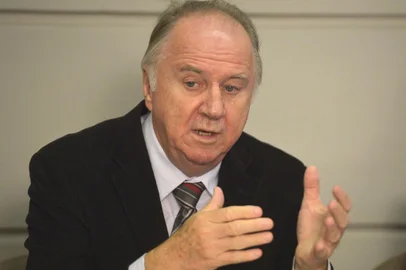 Paulo Ziulkoski, presidente da Confederação Nacional dos Municípios (CNM). 