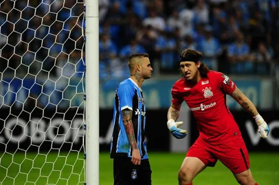  PORTO ALEGRE, RS, BRASIL - 25-06-2017 - Na partida chamada de final antecipada do Campeonato Brasileiro, o Corinthians bateu o Grêmio por 1 a 0, com gol de Jadson, na Arena com 54 mil torcedores. (FOTO: MATEUS BRUXEL/AGÊNCIA RBS)