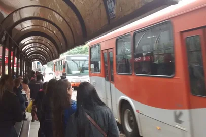 serviços de ônibus em SM