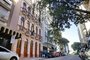 PORTO ALEGRE, RS, BRASIL, 03/07/2017: Pauta sobre moradores de prédios históricos. Aqui, a família de Vera Baumann Grieneisen, que mora em um prédio inteiro na Rua Riachuelo.