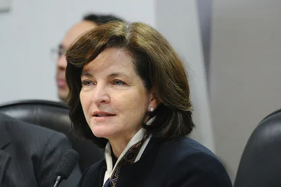 CCJ - Comissão de Constituição, Justiça e Cidadania  Comissão de Constituição, Justiça e Cidadania (CCJ) realiza sabatina de Raquel Dodge, indicada para o cargo de procuradora-geral da República.   Em pronunciamento, subprocuradora-geral da República, Raquel Elias Ferreira Dodge.   Foto: Geraldo Magela/Agência Senado
