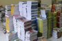  ITAJAI,SC,BRASIL, 24/04/2015:  Livros didáticos estocados em uma sala de aula do colégio estadual Nilton Kucker estão fora de uso