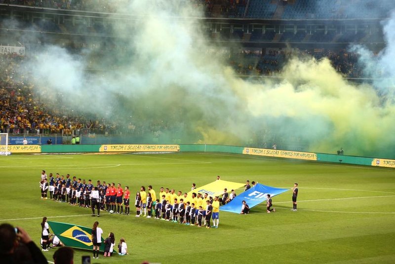  PORTO ALEGRE, RS, BRASIL, 31-08-2017. Brasil enfrenta o Equador pelas Eliminatórias da Copa do Mundo no estádio Arena. (ANDRÉA GRAIZ/AGÊNCIA RBS)