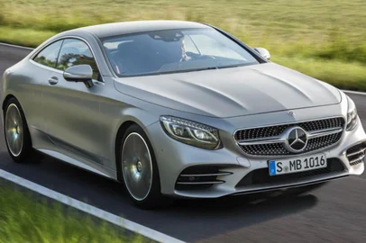 Mercedes atualiza Classe S Coupe e Cabriolet para 2018