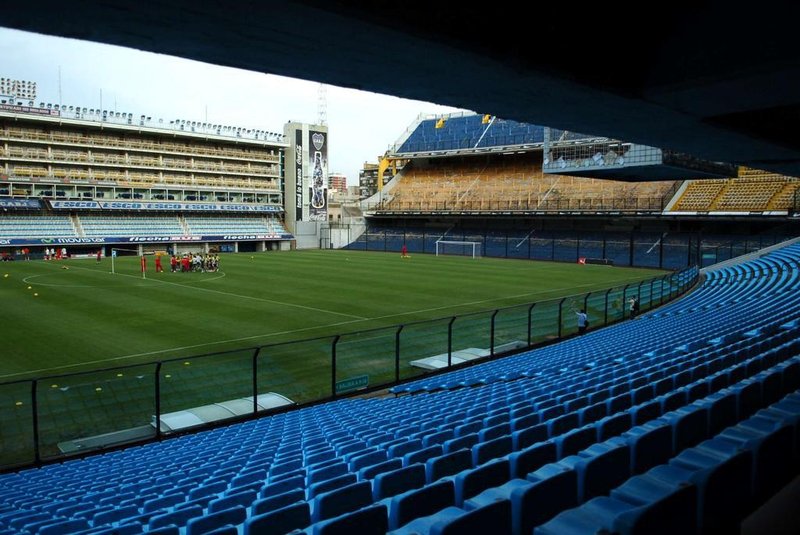 ***  FGOMES Inter BAires  ***
Internacional faz o reconhecimento de campo do Estádio Camilo Cichero La Bombonera, do Boca Juniors, em Buenos Aires, Argentina.