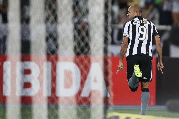  Roger. Botafogo x Flamengo pelo Campeonato Brasileiro no estadio Nilton Santos. 10 de Setembro de 2017, Rio de Janeiro, RJ, Brasil. Foto: Vitor Silva/SSPress/Botafogo.