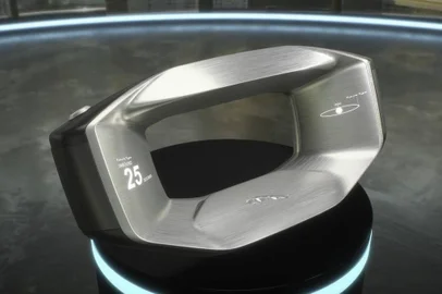 Jaguar desenvolve volante para ser usado em qualquer carro
