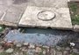 Vazamento de esgoto em frente a uma praça no bairro Bela Vista é motivo de reclamação