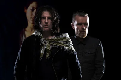 ian astbury (vocal) e billy duffy (guitarra), da banda the cult