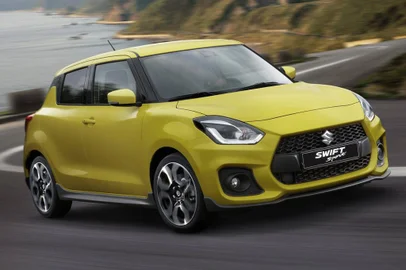 Suzuki Swift Sport fica mais leve e se rende ao turbo