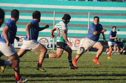  Farrapos vence o Pasteur na estreia do Super 8