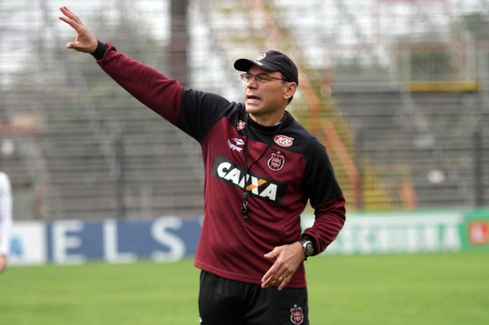 Carlos Insaurriaga / Brasil-Pel