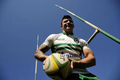  BENTO GONÇALVES, 20/09/2017 - Treino da equipe do Farrapos Rugby. NA FOTO: Javier Cardozo, técnico e jogador. (Marcelo Casagrande/Agência RBS)