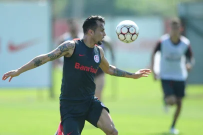 Alemão, lateral-direito do Inter, em treino no CT Parque Gigante. FOTO: RICARDO DUARTE, INTER, DIVULGAÇÃO