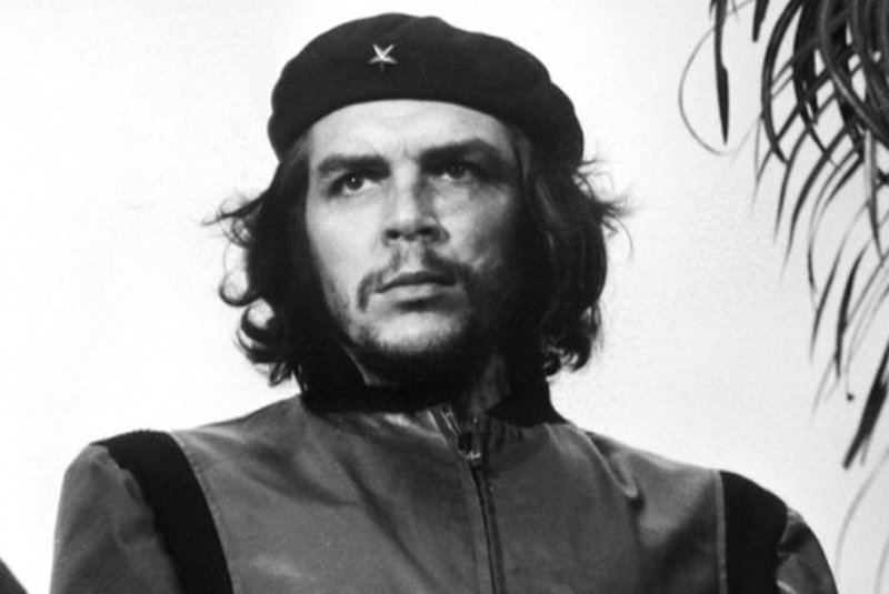  A célebre foto de Che (sem cortes) feita por Alberto Korda.