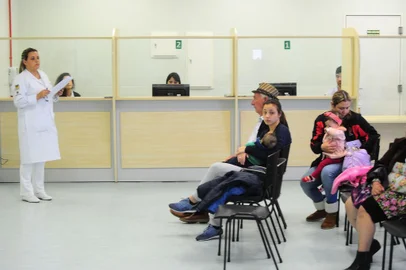  CAXIAS DO SUL, RS, BRASIL, 28/09/2017. Unidade de Pronto Atendimento (UPA) da Zona Norte, em Caxias do Sul. Sindicatos denunciam irregularidades trabalhistas na UPA Zona Norte, em Caxias do Sul, como a falta de contratos e o não pagamento de vale-transporte. Os médicos também teriam sido contratados de forma irregular. (Porthus Junior/Agência RBS)