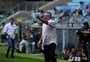 Abel Braga faz diagnóstico sobre a má fase do Inter em Gre-Nais: "Time está pilhado demais"