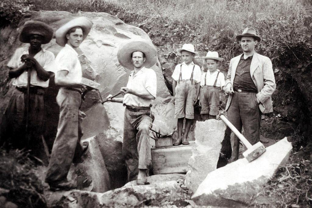 Livro revela história do fundador do Moinho Estrela