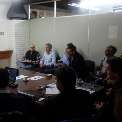 Empresários se reúnem com Dnit para cobrar melhorias na BR-116.