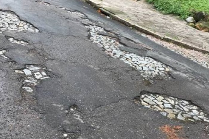 Moradores Reclamam De Buracos Em Rua Do Bairro Rio Branco Em Porto Alegre Gzh