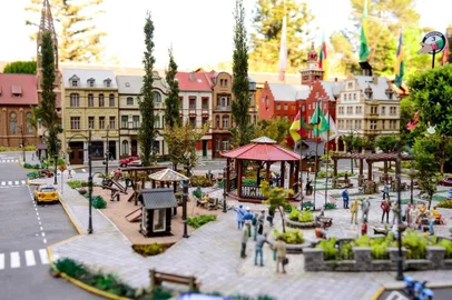 Atrações infantis reúnem turistas neste feriado em Gramado