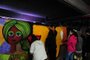  CAXIAS DO SUL, RS, BRASIL (11/10/2017). Oficina de Grafite e  Hip Hop no teatro do Moinho da Estação. Galera do Jardelino Ramos aprende técnica de grafite. (Roni Rigon/Pioneiro).