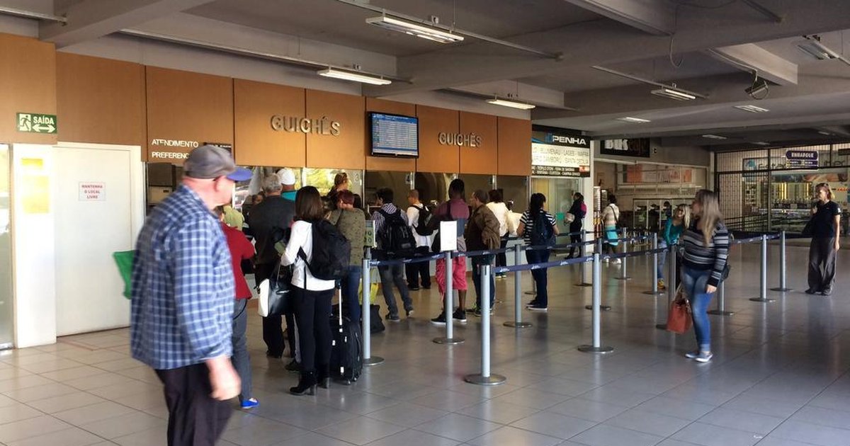 Rodoviária de Caxias do Sul registra grande movimento no feriadão Pioneiro Rodoviária de Caxias do Sul registra grande movimento no feriadão Pioneiro
