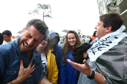 Paulo Germano e fãs