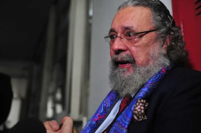  SANTA MARIA, RS, BRASIL, 09/07/2015 -  O ex-ministro do Supremo Tribunal Federal, Eros Grau, esteve em Santa Maria para uma palestra na UFSM. Ele falou com o Diário sobre os vínculos com a cidade natal, sobre corrupção, sobre o pedido de impeachment da presidente Dilma, entre outros assuntos. (FOTO MAIARA BERSCH / AGÊNCIA RBS_