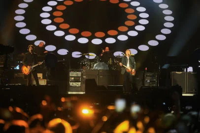  

PORTO ALEGRE, RS, BRASIL - 13/10/2017 - Paul McCartney faz show no estádio Beira-Rio em Porto Alegre. (André Ávila/Agência RBS)