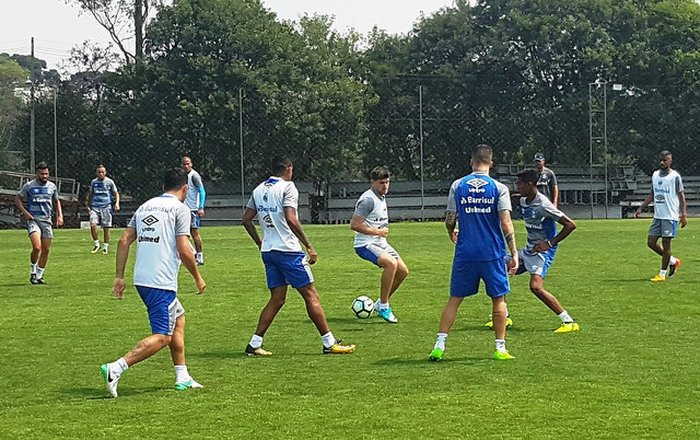 Jaílson ou Arroyo, a dúvida do grêmio para enfrentar o Coritiba