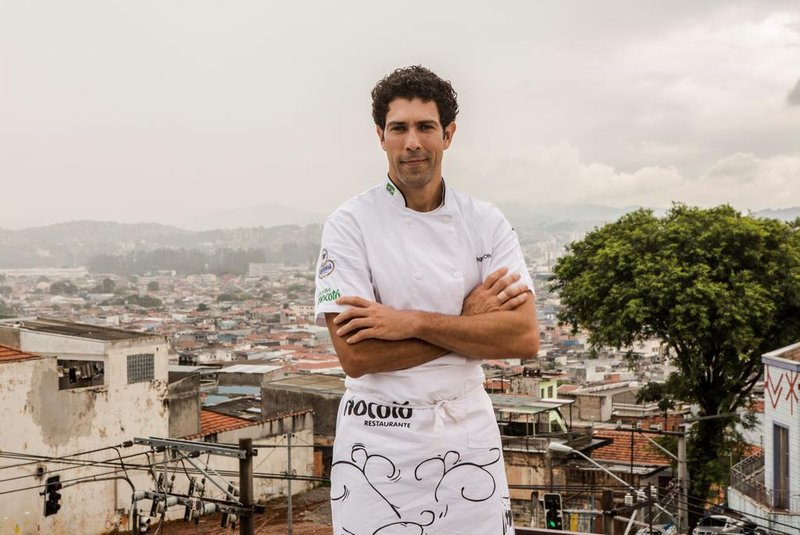 Proprietário do Restaurante Mocotó, Oliveira é um dos 100 brasileiros mais influentes da gastronomia, possui diversos prêmios como chef do ano e personalidade gastronômica do ano, além de ocupar a 28ª posição na lista do 50th Best Latin América da revista inglesa The Restaurant Magazine, com o restaurante Mocotó.