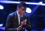 Após prêmio, Cristiano Ronaldo brinca com namorada e diz que quer mais um filho