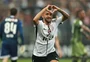 Em sua pior fase, Corinthians tem alento: sob pressão, reage