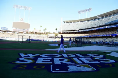 dodger stadium, clayton kershaw, mlb, los angeles dodgers