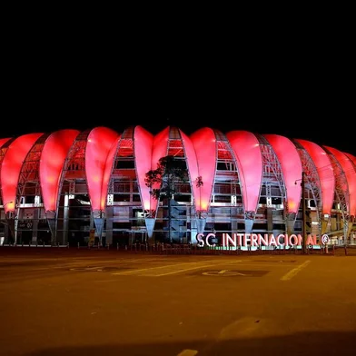 PORTO ALEGRE, RS, BRASIL, 17/08/17 - Estádio Beira-Rio iluminado.(Foto: André Feltes / Especial)