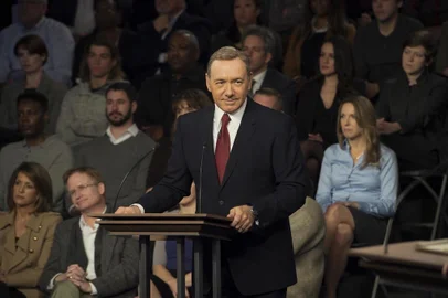 Frank Underwood (Kevin Spacey) em foto da terceira temporada de House of Cards