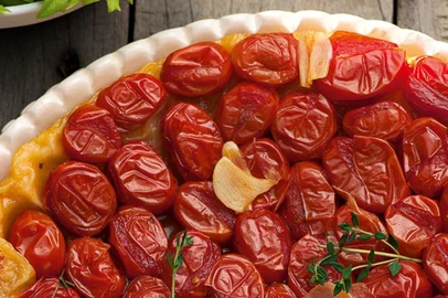 Torta invertida de tomates