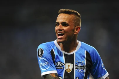  

PORTO ALEGRE, RS, BRASIL, 01.11.2017. Grêmio enfrenta o Barcelona-EQU pela semifinal da Libertadores na Arena, em Porto Alegre.

Foto: Félix Zucco/Agência RBS