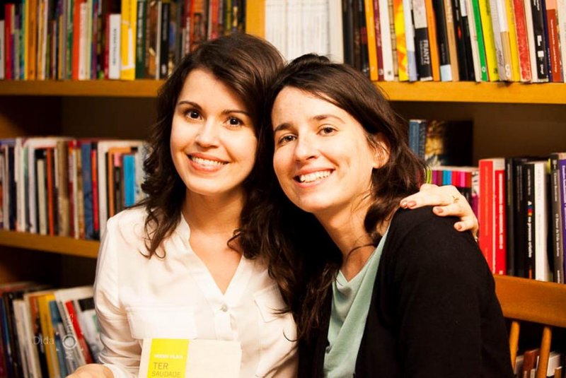 Escritoras Moema Vilela e Julia Dantas ministram oficina literária em Caxias do Sul.